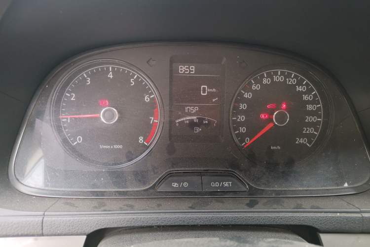 Used Volkswagen Gran Lavida 2013 1.6L Manual Fashion Model Instrument Cluster