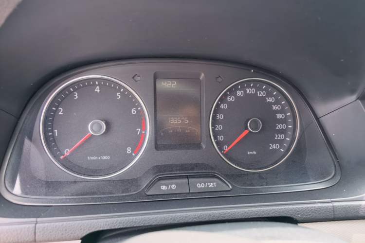 Used Volkswagen Gran Lavida 2013 1.4 TSI Automatic Comfort Model Instrument Cluster