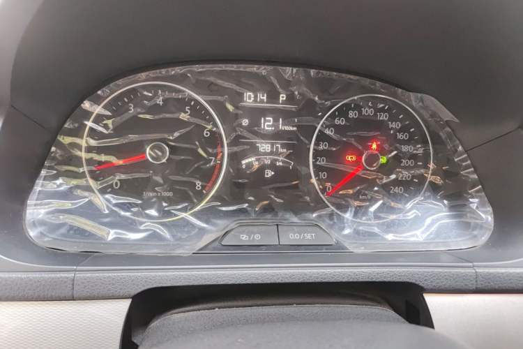Used Volkswagen Gran Lavida 2013 1.6L Automatic Comfort Model Instrument Cluster