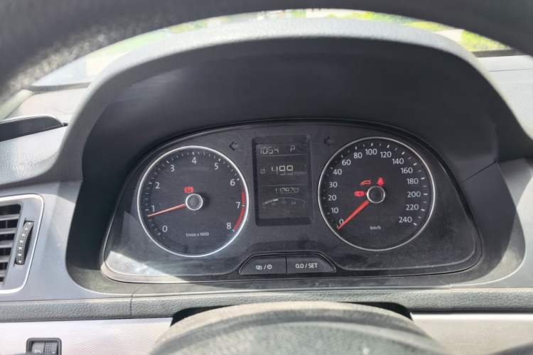 Used Volkswagen Gran Lavida 2013 1.6L Automatic Comfort Model Instrument Cluster