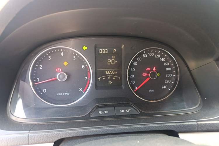 Used Volkswagen Gran Lavida 2013 1.6L Automatic Comfort Model Instrument Cluster
