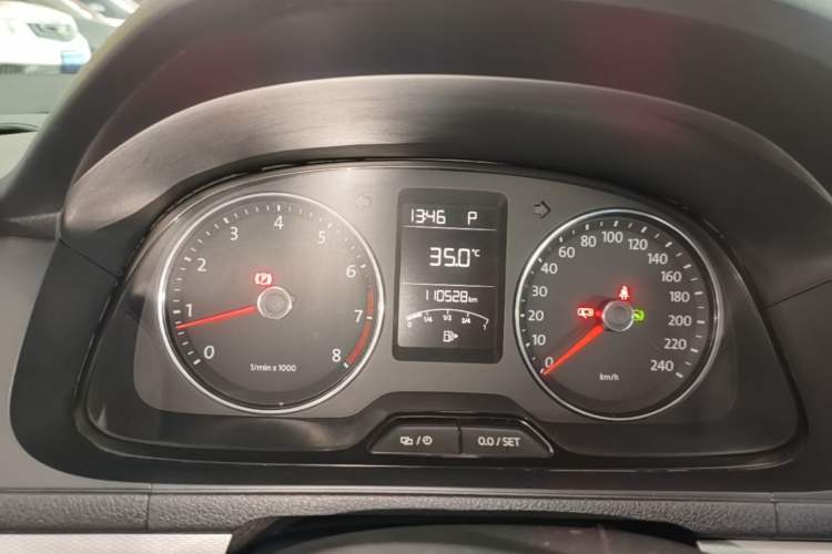 Used Volkswagen Gran Lavida 2013 1.6L Automatic Comfort Model Instrument Cluster