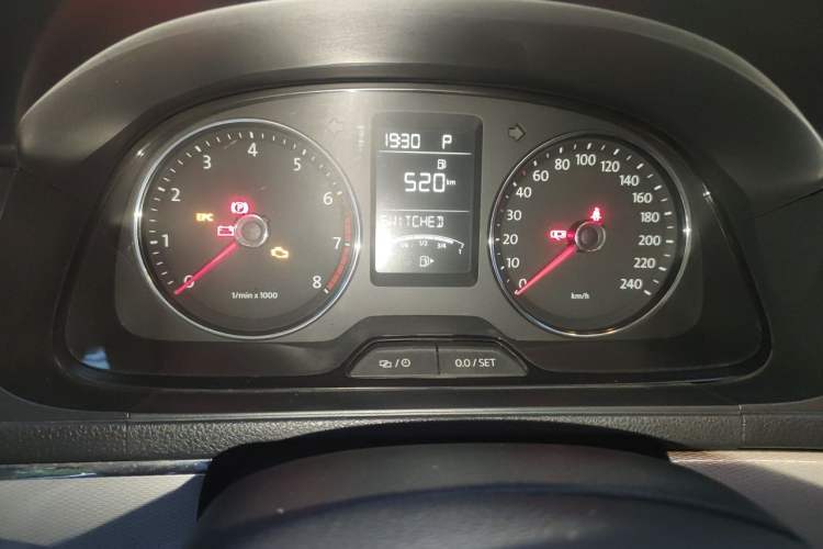 Used Volkswagen Gran Lavida 2013 1.6L Automatic Luxury Model Instrument Cluster