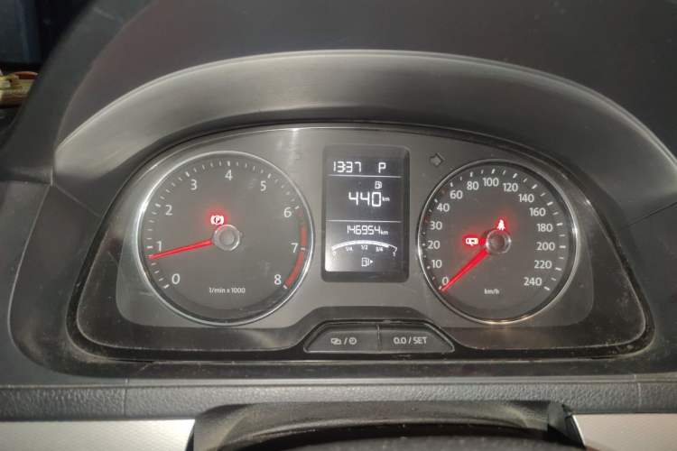 Used Volkswagen Gran Lavida 2013 1.6L Automatic Comfort Model Instrument Cluster