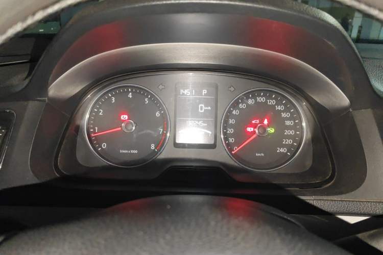 Used Volkswagen Gran Lavida 2013 1.6L Automatic Comfort Model Instrument Cluster
