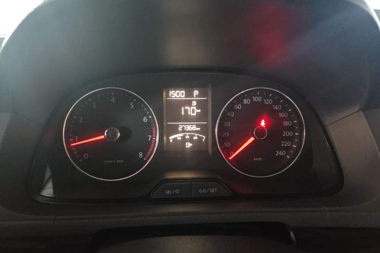 Used Volkswagen Gran Lavida 2013 1.6L Automatic Comfort Model Instrument Cluster