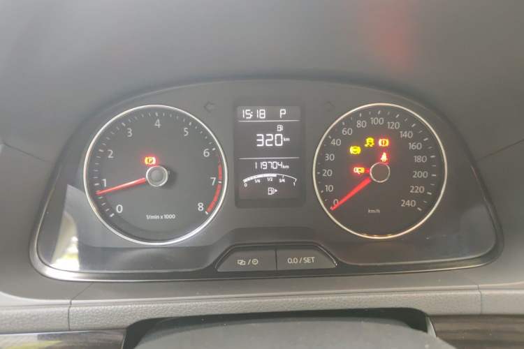 Used Volkswagen Gran Lavida 2013 1.6L Automatic Comfort Model Instrument Cluster