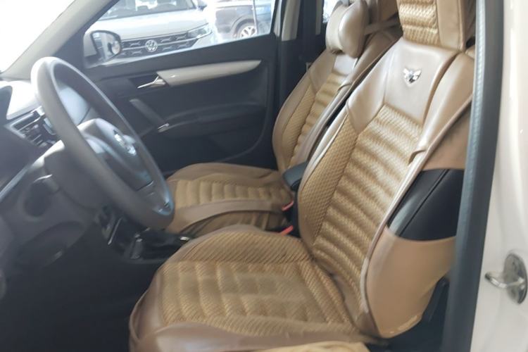 Used Volkswagen Gran Lavida 2013 1.6L Automatic Comfort Model Left Front Seat