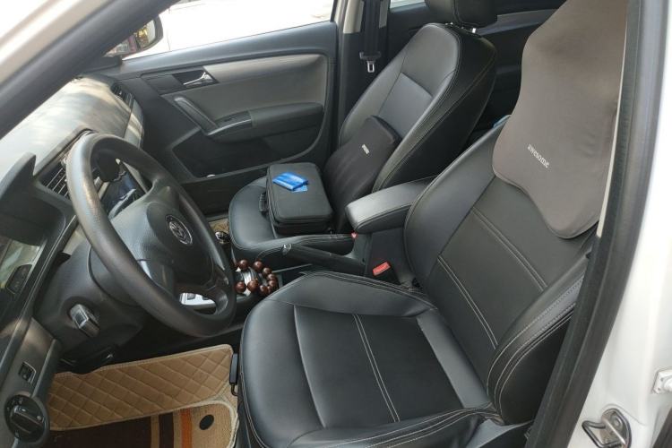 Used Volkswagen Gran Lavida 2013 1.6L Manual Fashion Model Left Front Seat