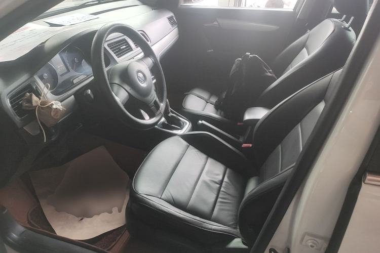 Used Volkswagen Gran Lavida 2013 1.6L Automatic Comfort Model Left Front Seat