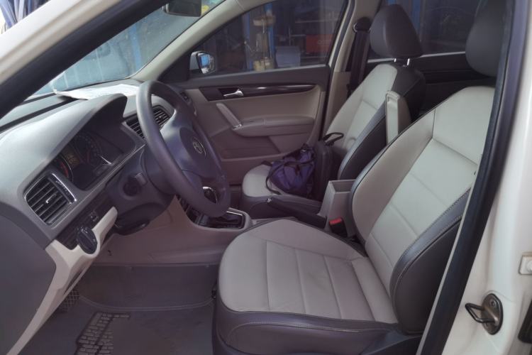Used Volkswagen Gran Lavida 2013 1.6L Automatic Comfort Model Left Front Seat