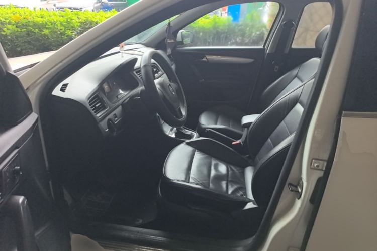 Used Volkswagen Gran Lavida 2013 1.6L Automatic Comfort Model Left Front Seat