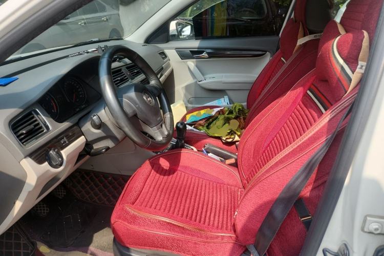 Used Volkswagen Gran Lavida 2013 1.6L Manual Comfort Model Left Front Seat
