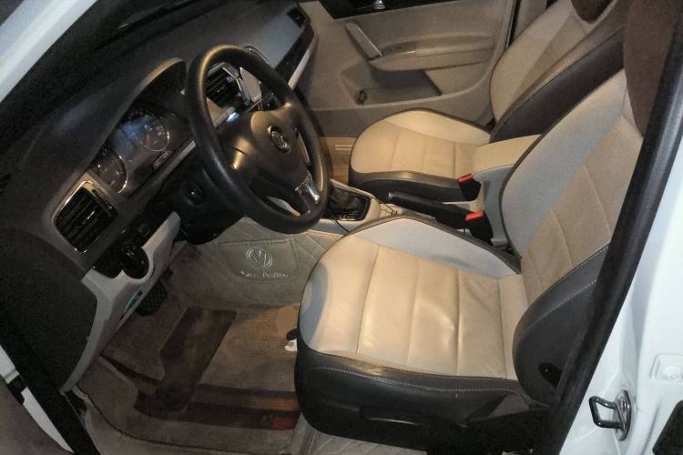 Used Volkswagen Gran Lavida 2013 1.6L Automatic Comfort Model Left Front Seat