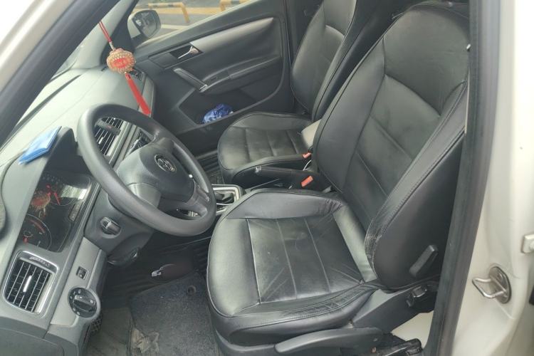 Used Volkswagen Gran Lavida 2013 1.6L Automatic Comfort Model Left Front Seat