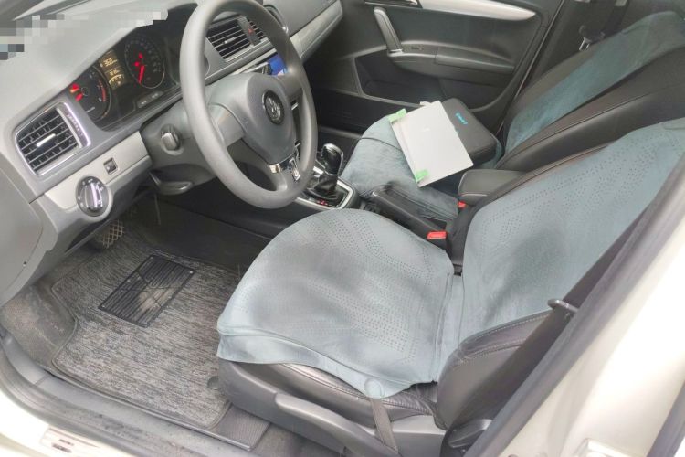 Used Volkswagen Gran Lavida 2013 1.6L Automatic Comfort Model Left Front Seat