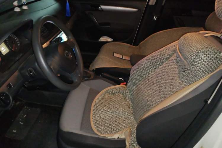 Used Volkswagen Gran Lavida 2013 1.6L Automatic Fashion Model Left Front Seat