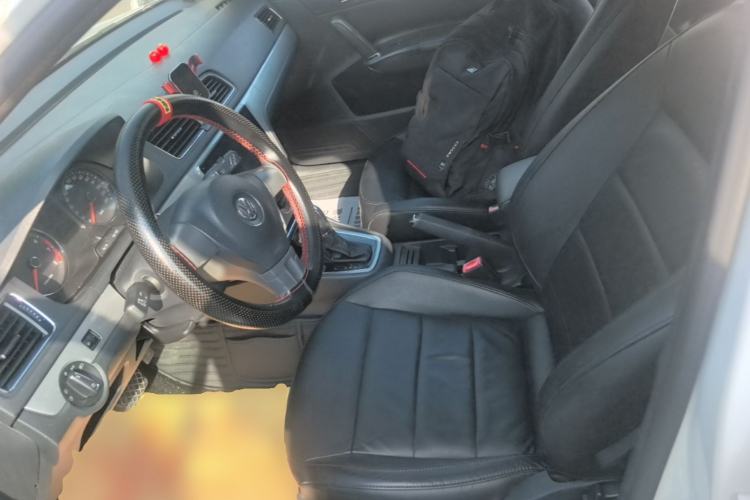 Used Volkswagen Gran Lavida 2013 1.4 TSI Automatic Comfort Model Left Front Seat