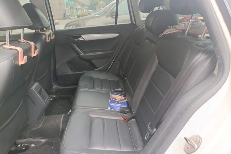Used Volkswagen Gran Lavida 2013 1.6L Automatic Comfort Model Left Rear Seat