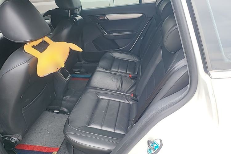 Used Volkswagen Gran Lavida 2013 1.6L Automatic Comfort Model Left Rear Seat