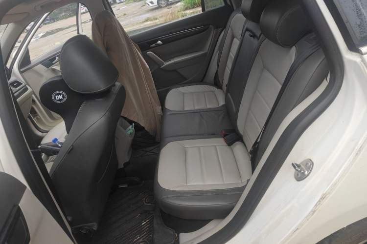 Used Volkswagen Gran Lavida 2013 1.6L Automatic Comfort Model Left Rear Seat