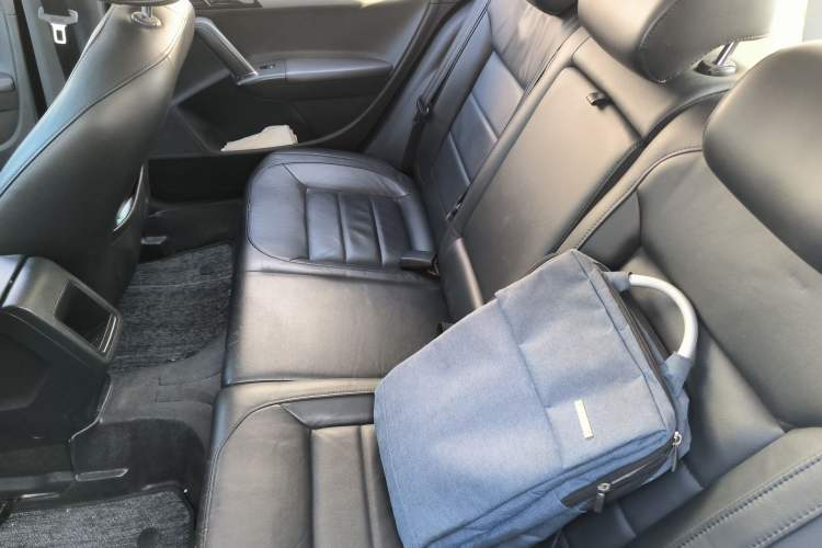 Used Volkswagen Gran Lavida 2013 1.6L Automatic Comfort Model Left Rear Seat