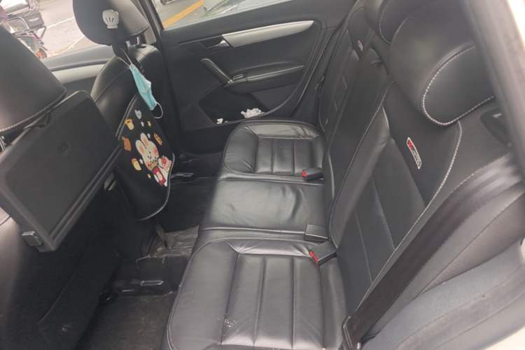 Used Volkswagen Gran Lavida 2013 1.4 TSI Automatic Comfort Model Left Rear Seat