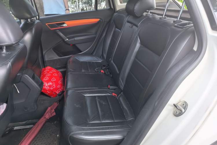 Used Volkswagen Gran Lavida 2013 1.6L Automatic Comfort Model Left Rear Seat
