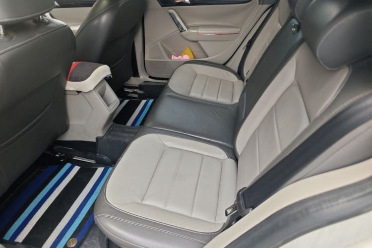 Used Volkswagen Gran Lavida 2013 1.6L Automatic Comfort Model Left Rear Seat