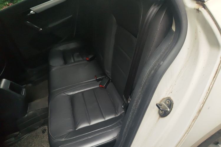 Used Volkswagen Gran Lavida 2013 1.6L Automatic Comfort Model Left Rear Seat