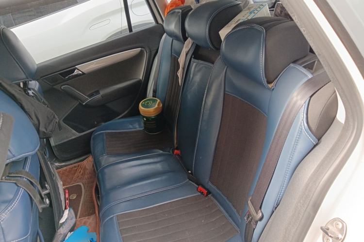Used Volkswagen Gran Lavida 2013 1.6L Automatic Fashion Model Left Rear Seat