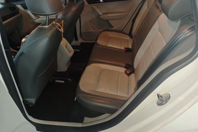 Used Volkswagen Gran Lavida 2013 1.6L Automatic Comfort Model Left Rear Seat