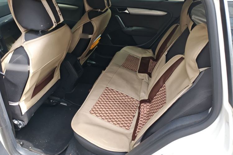 Used Volkswagen Gran Lavida 2013 1.6L Automatic Fashion Model Left Rear Seat