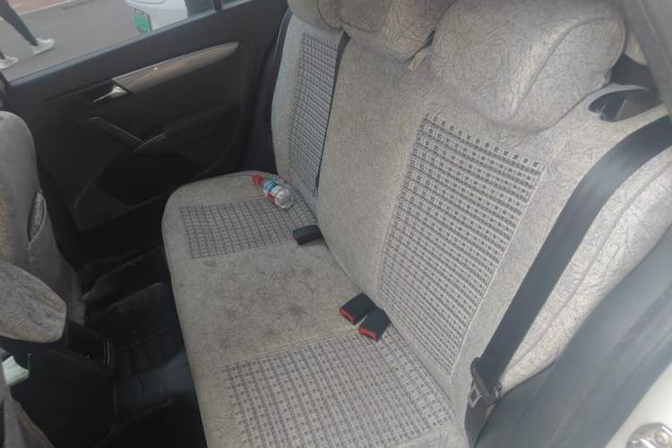 Used Volkswagen Gran Lavida 2013 1.6L Automatic Fashion Model Left Rear Seat