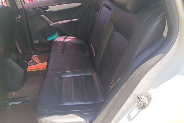 Used Volkswagen Gran Lavida 2013 1.6L Automatic Comfort Model Left Rear Seat