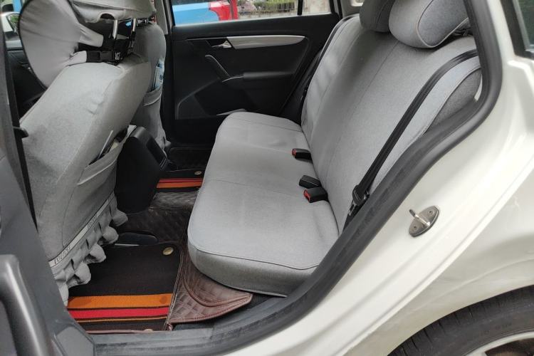 Used Volkswagen Gran Lavida 2013 1.6L Automatic Fashion Model Left Rear Seat
