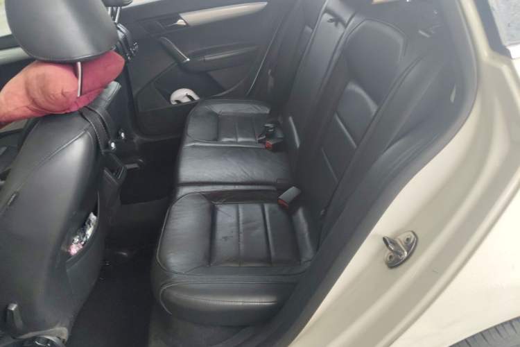 Used Volkswagen Gran Lavida 2013 1.6L Automatic Comfort Model Left Rear Seat