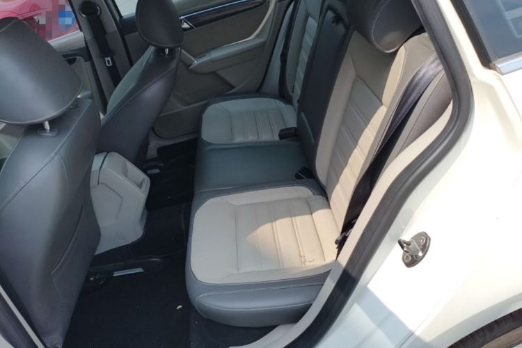 Used Volkswagen Gran Lavida 2013 1.6L Automatic Luxury Model Left Rear Seat