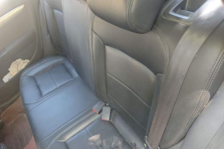 Used Volkswagen Gran Lavida 2013 1.6L Manual Fashion Model Left Rear Seat