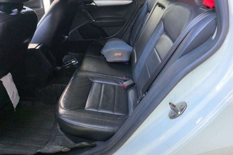 Used Volkswagen Gran Lavida 2013 1.6L Automatic Comfort Model Left Rear Seat