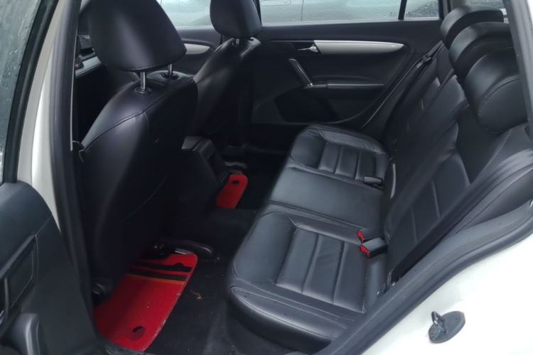 Used Volkswagen Gran Lavida 2013 1.4 TSI Automatic Comfort Model Left Rear Seat
