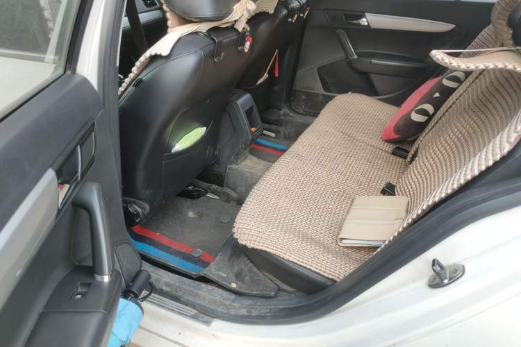 Used Volkswagen Gran Lavida 2013 1.6L Manual Comfort Model Left Rear Seat