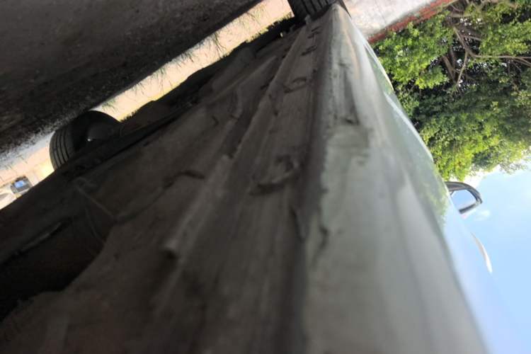 Used Volkswagen Gran Lavida 2013 1.4 TSI Automatic Comfort Model Left Side Sill