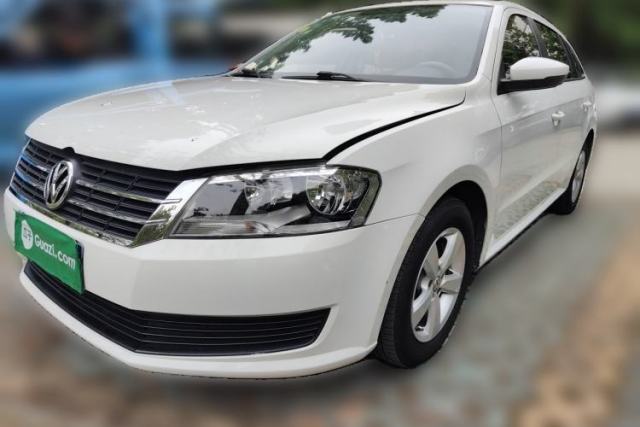 Used Volkswagen Gran Lavida 2013 1.6L Automatic Fashion Model