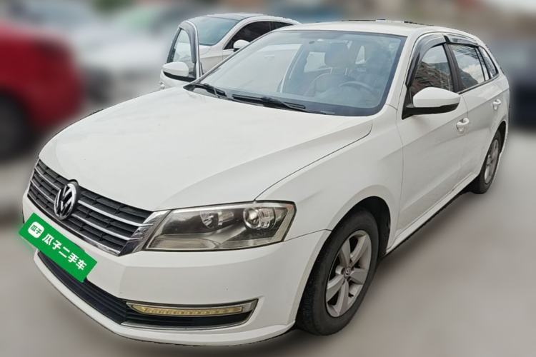 Used Volkswagen Gran Lavida 2013 1.6L Automatic Fashion Model Guazi used car, China used car export, Used car for sale, Used  cars, Cheapest cars for sale