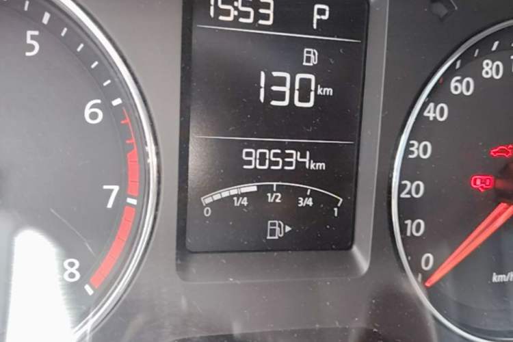 Used Volkswagen Gran Lavida 2013 1.6L Automatic Comfort Model Odometer Close Up
