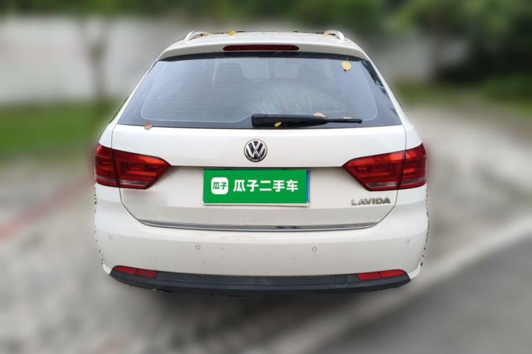 Used Volkswagen Gran Lavida 2013 1.6L Manual Comfort Model Rear