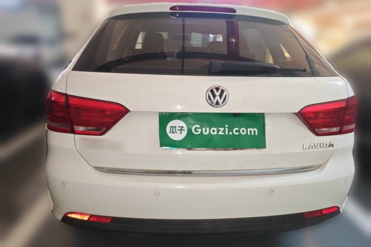 Used Volkswagen Gran Lavida 2013 1.6L Automatic Comfort Model Rear
