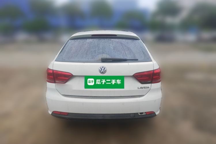 Used Volkswagen Gran Lavida 2013 1.6L Automatic Comfort Model Rear