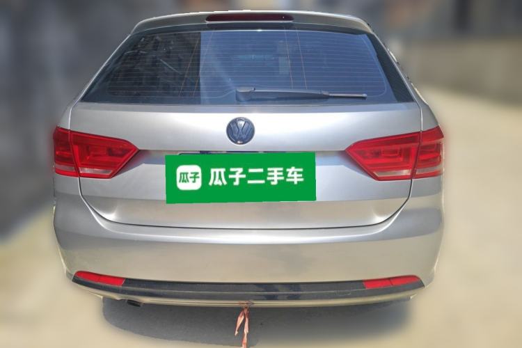 Used Volkswagen Gran Lavida 2013 1.6L Automatic Fashion Model Rear